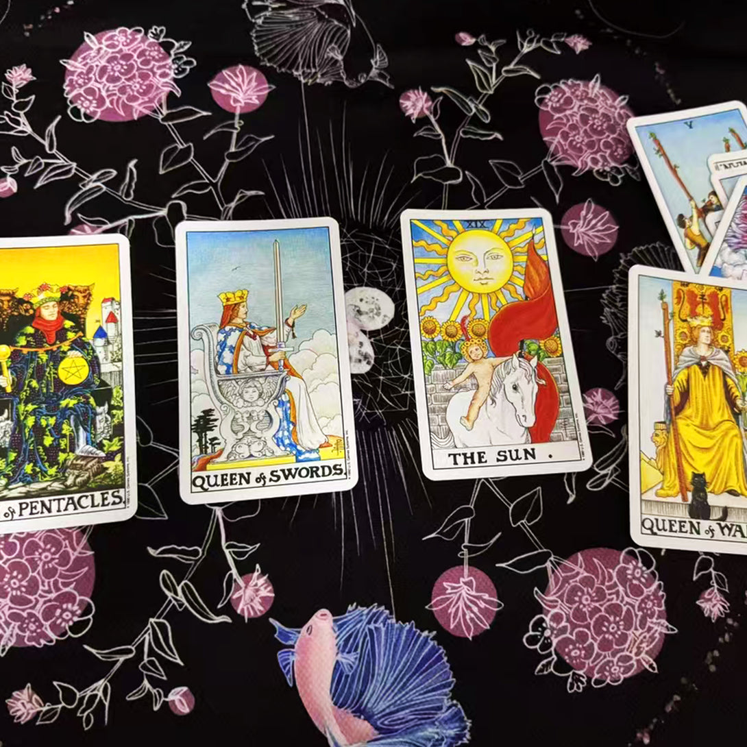 Moon Goldfish Vintage Velvet Taro （25.6×25.6 in）