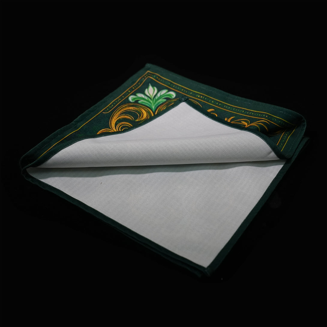 Moonshadow Floral Vow Tarot Card Tablecloth